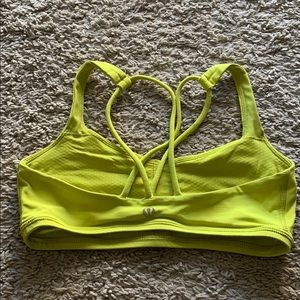 Lululemon free to be bra